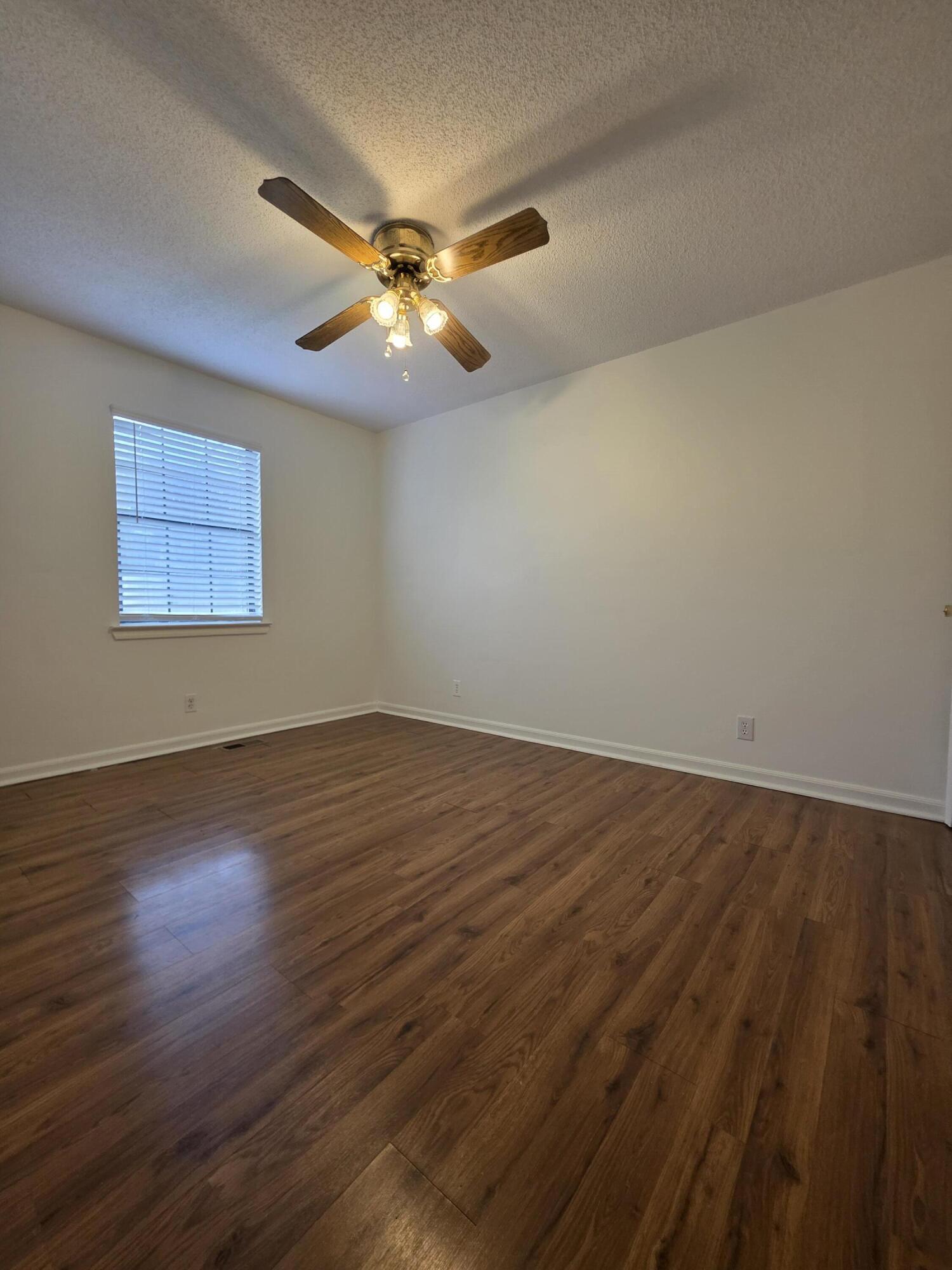 356 Browns Ferry Road Chattanooga, TN 37419 - Photo 11 of 19 A Bedroom 2