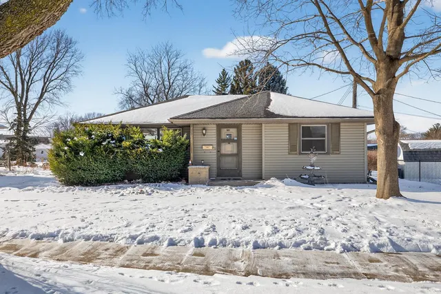 $273,000 | 2111 15th Avenue Northwest, Rochester, MN 55901