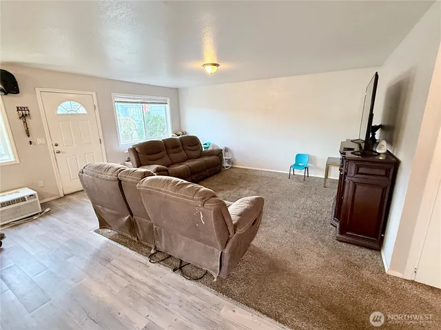 $385,000 | 812 Ferry Street, Wenatchee, WA 98801