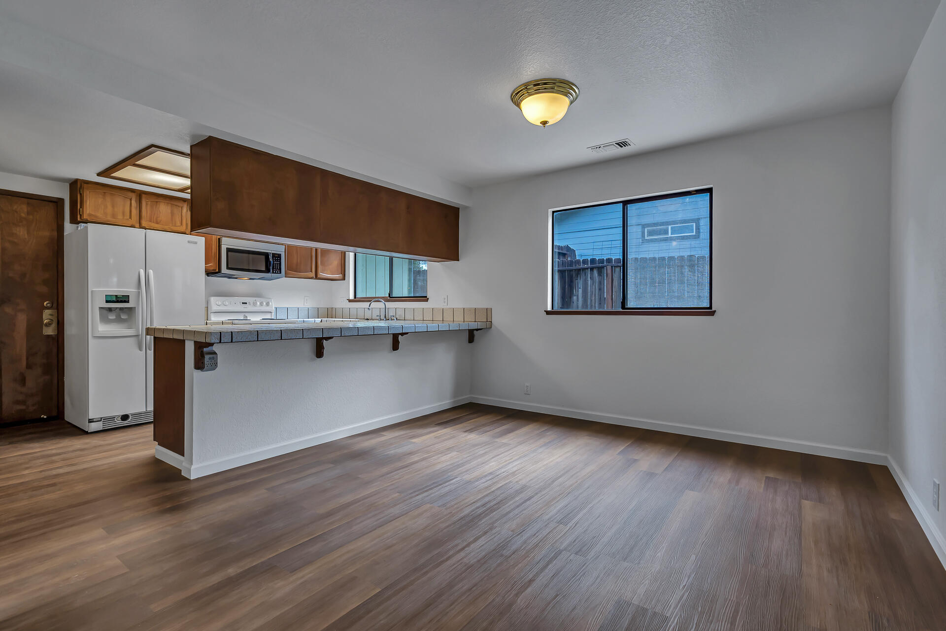 2001 South Ridge Drive Redding, CA 96003 - Photo 14 of 31 2001S.RidgeDrive-22