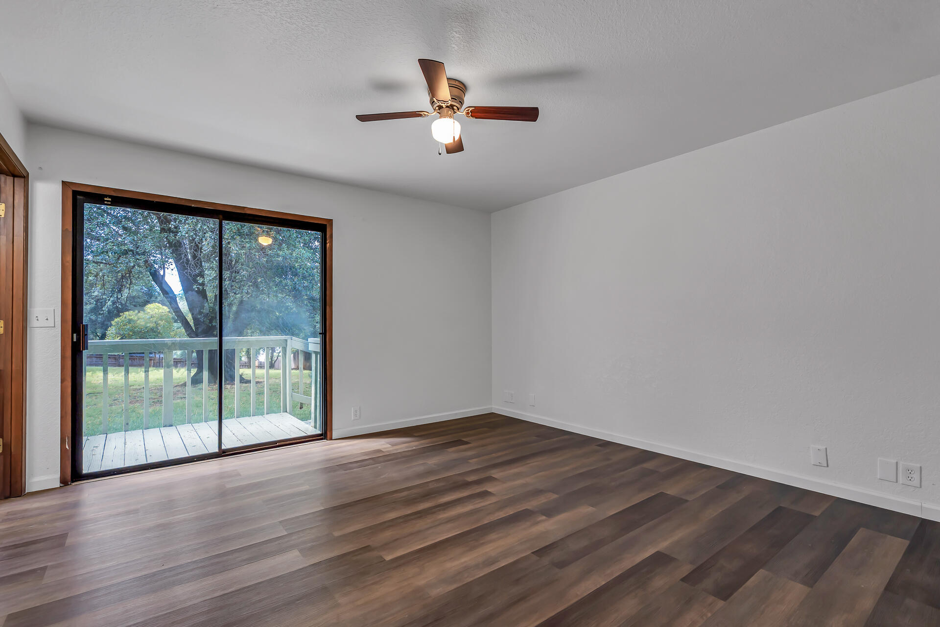 2001 South Ridge Drive Redding, CA 96003 - Photo 27 of 31 2001S.RidgeDrive-41