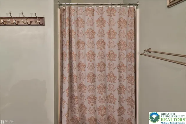 $825,000 | 3475 Honeysuckle Road, Bethlehem, PA 18015