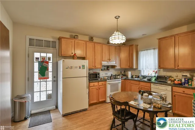 $825,000 | 3475 Honeysuckle Road, Bethlehem, PA 18015