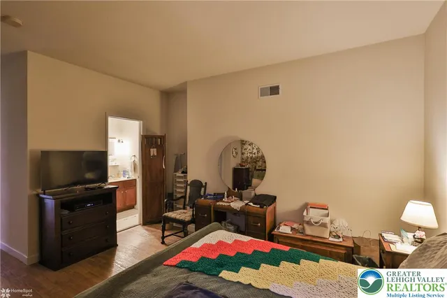 $825,000 | 3475 Honeysuckle Road, Bethlehem, PA 18015