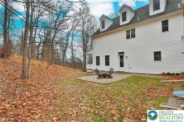 $825,000 | 3475 Honeysuckle Road, Bethlehem, PA 18015