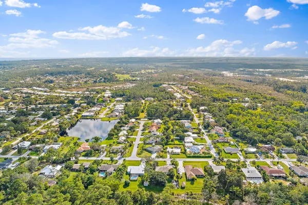 $2,800 | 5854 Southeast Orange Blossom Trail, Hobe Sound, FL 33455
