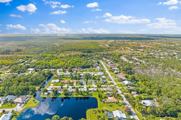 $2,800 | 5854 Southeast Orange Blossom Trail, Hobe Sound, FL 33455