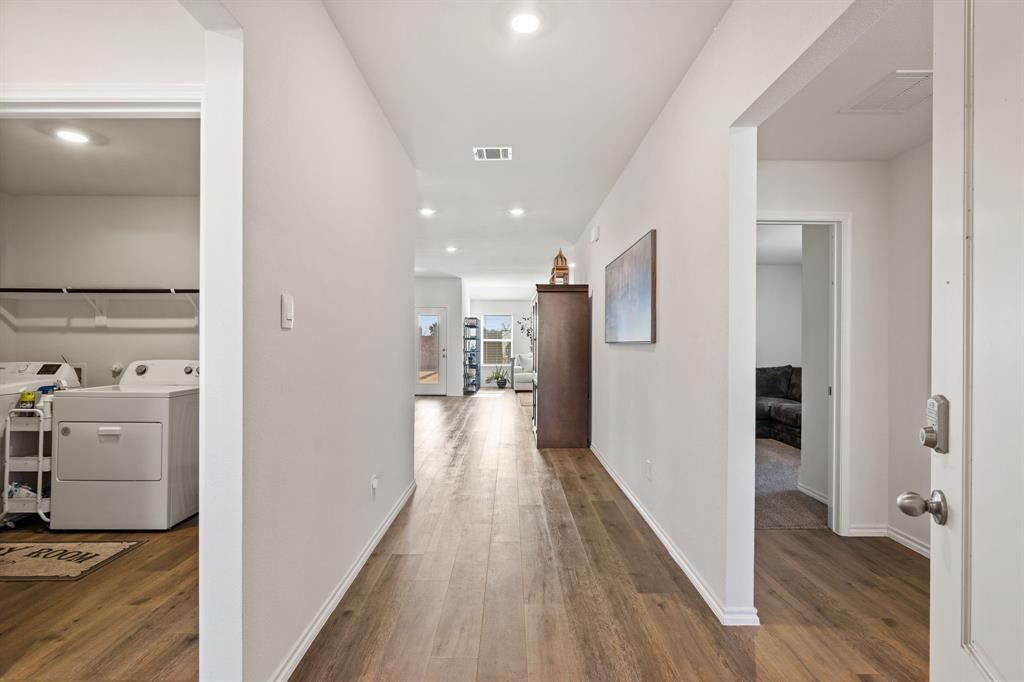 943 Buttercup Drive Pilot Point, TX 76258 - Photo 3 of 26