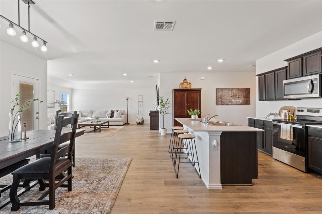 943 Buttercup Drive Pilot Point, TX 76258 - Photo 9 of 26