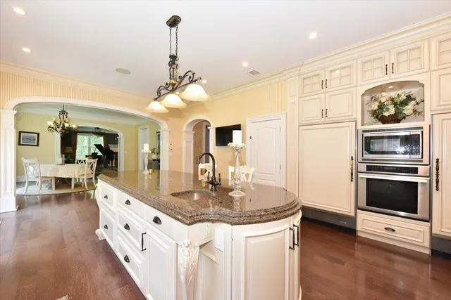 $3,749,000 | 1616 Stewart Lane, Syosset, NY 11791