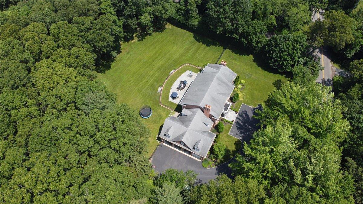 1616 Stewart Lane Syosset, NY 11791 - Photo 5 of 38 Drone / aerial view