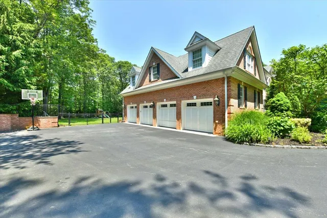 $3,749,000 | 1616 Stewart Lane, Syosset, NY 11791