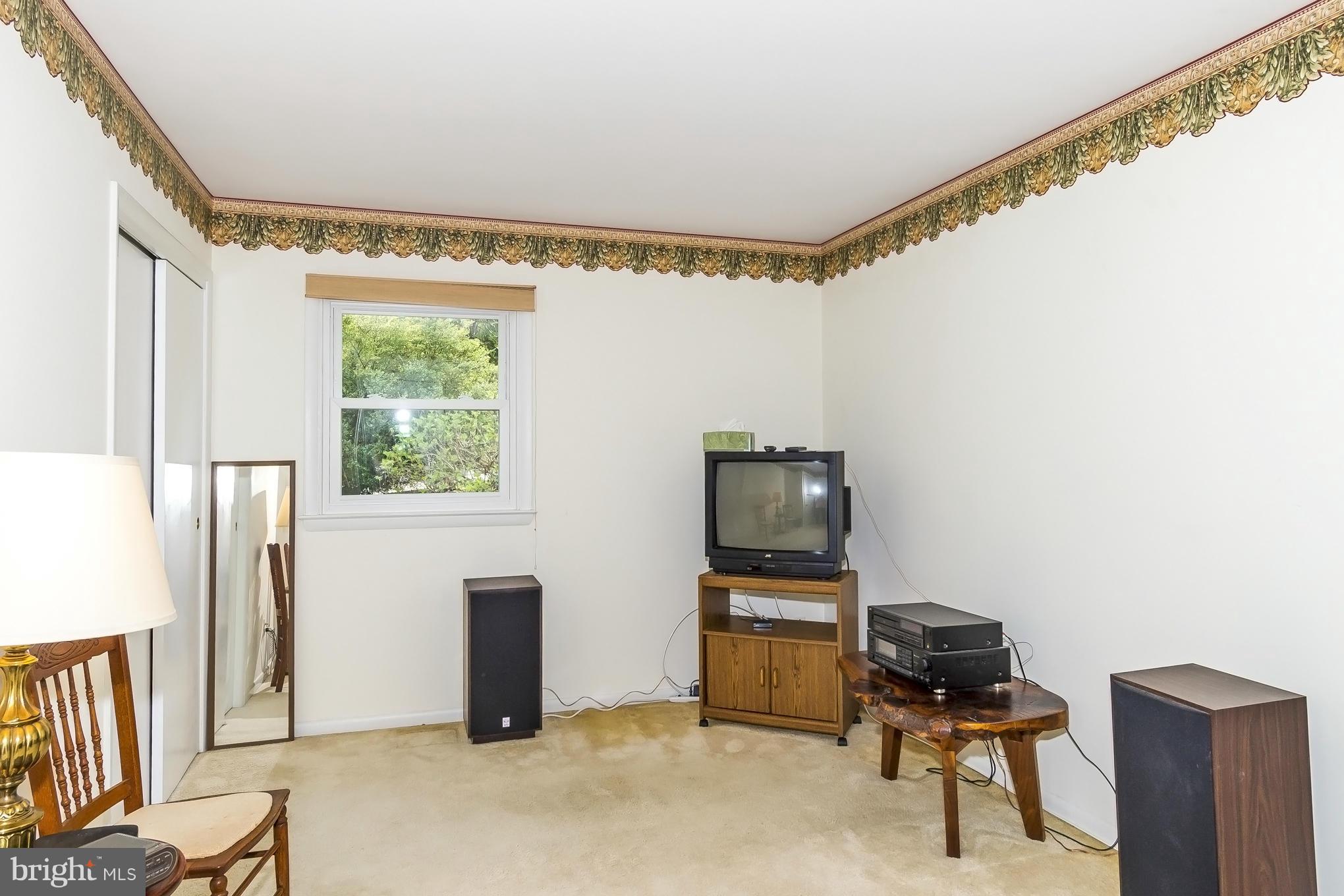 4725 Roundhill Road Ellicott City, MD 21043 - Photo 14 of 30 Bedroom