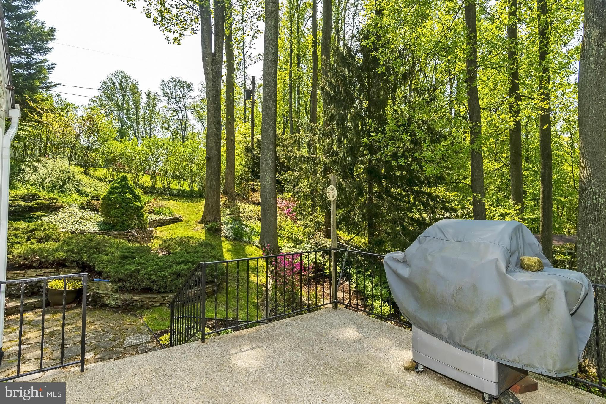 4725 Roundhill Road Ellicott City, MD 21043 - Photo 20 of 30 Exterior (General)