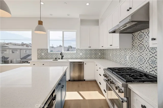 $1,898,000 | 1708 Blossom Lane, Redondo Beach, CA 90278