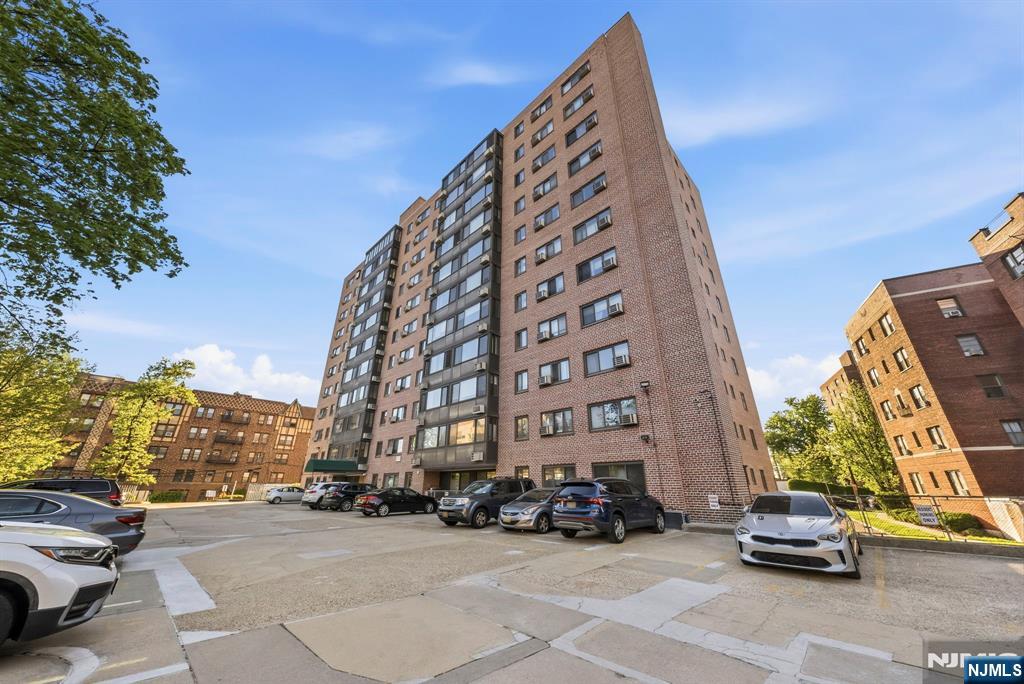 90 Prospect Avenue, Unit 8C Hackensack, NJ 07601 - Photo 28 of 29