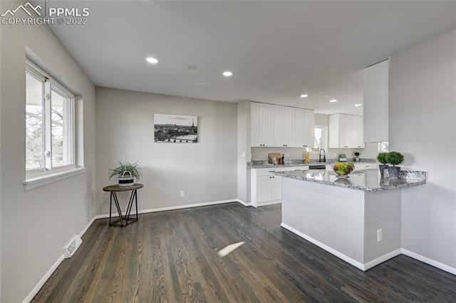 518 Placid Road Colorado Springs, CO 80910 - Photo 8 of 33