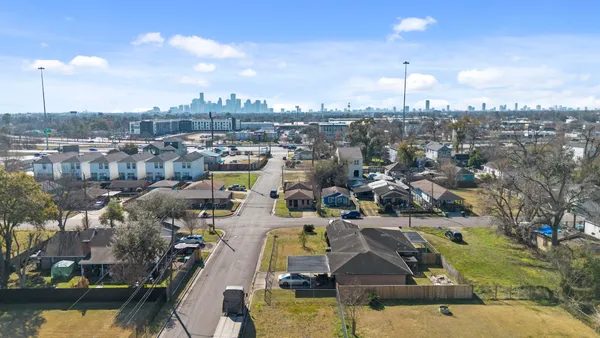 $1,480 | 1430 East 32nd 1/2 Street, Houston, TX 77022