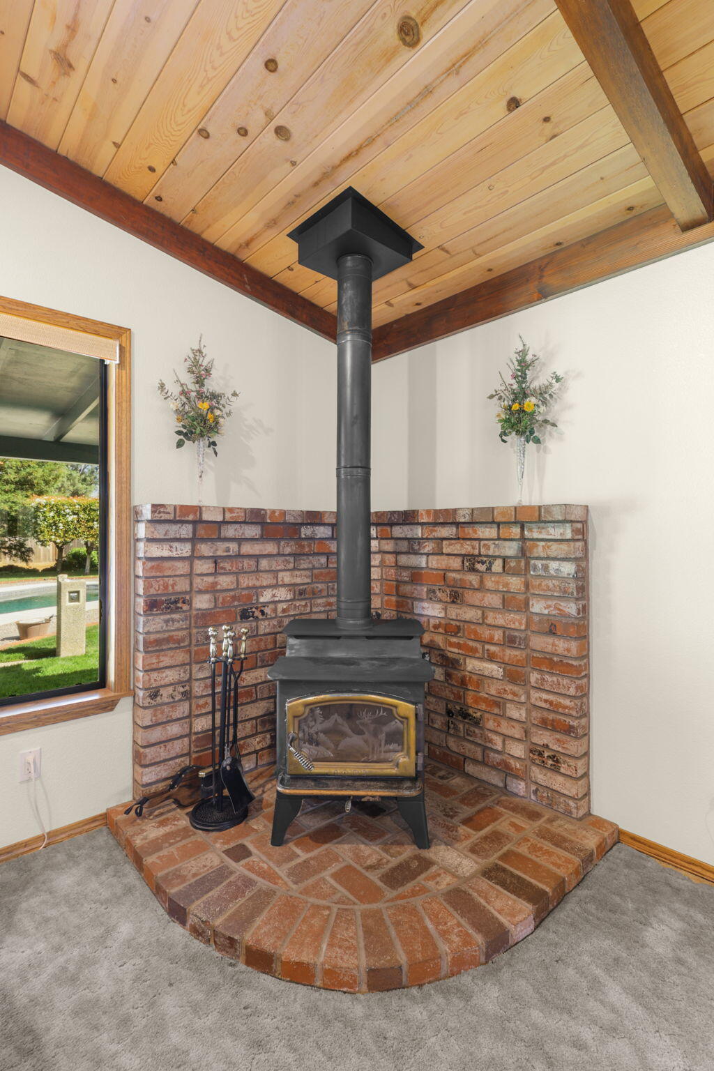 7501 Fiesta Way Redding, CA 96002 - Photo 16 of 66 50-web-or-mls-8Q0A0253 (1)