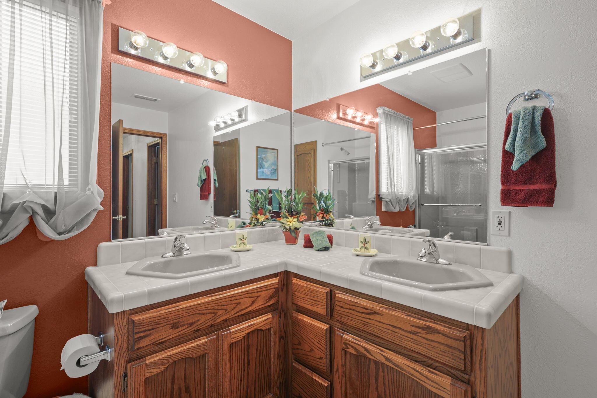 7501 Fiesta Way Redding, CA 96002 - Photo 29 of 66 70-web-or-mls-8Q0A0428