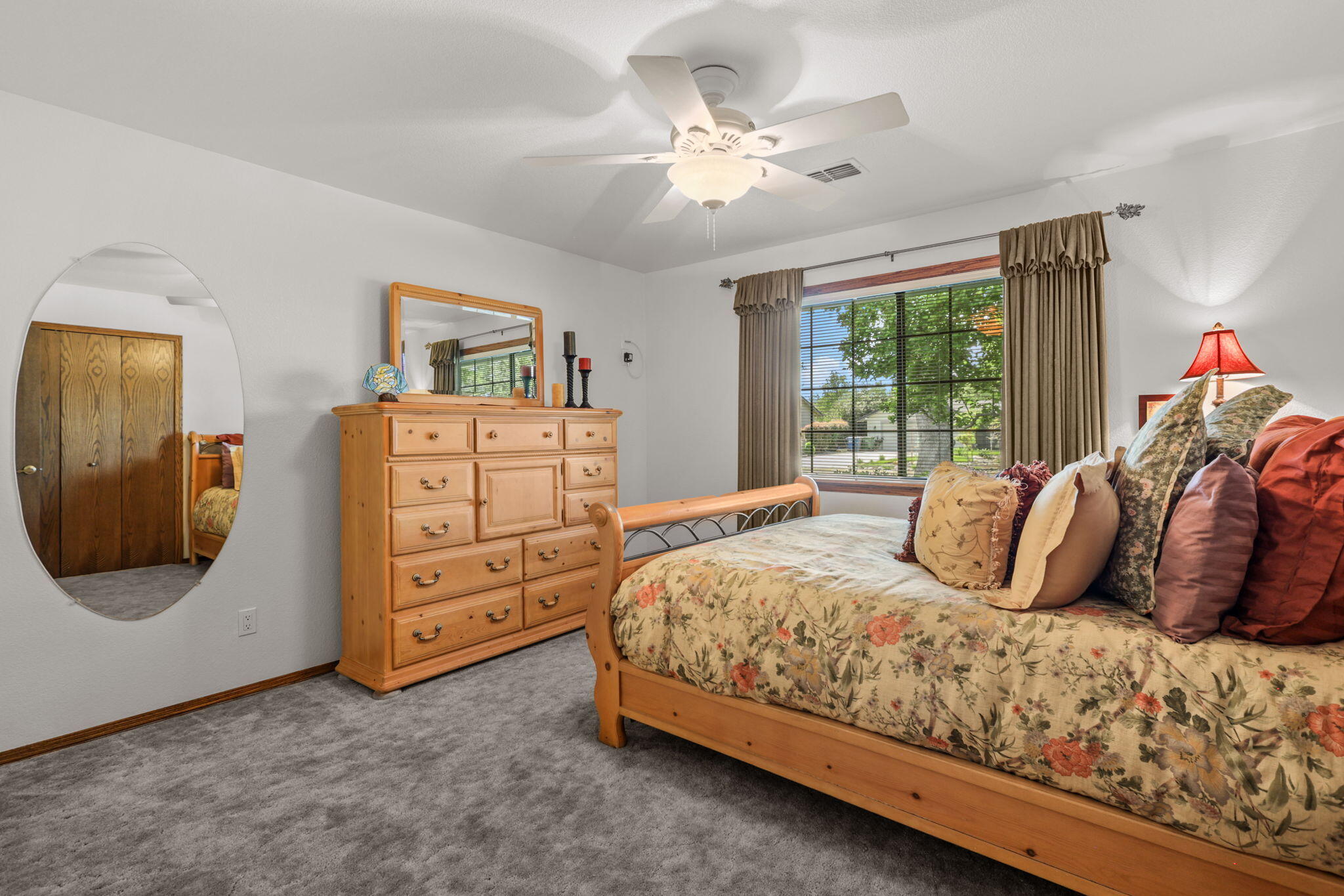 7501 Fiesta Way Redding, CA 96002 - Photo 30 of 66 57-web-or-mls-8Q0A0313