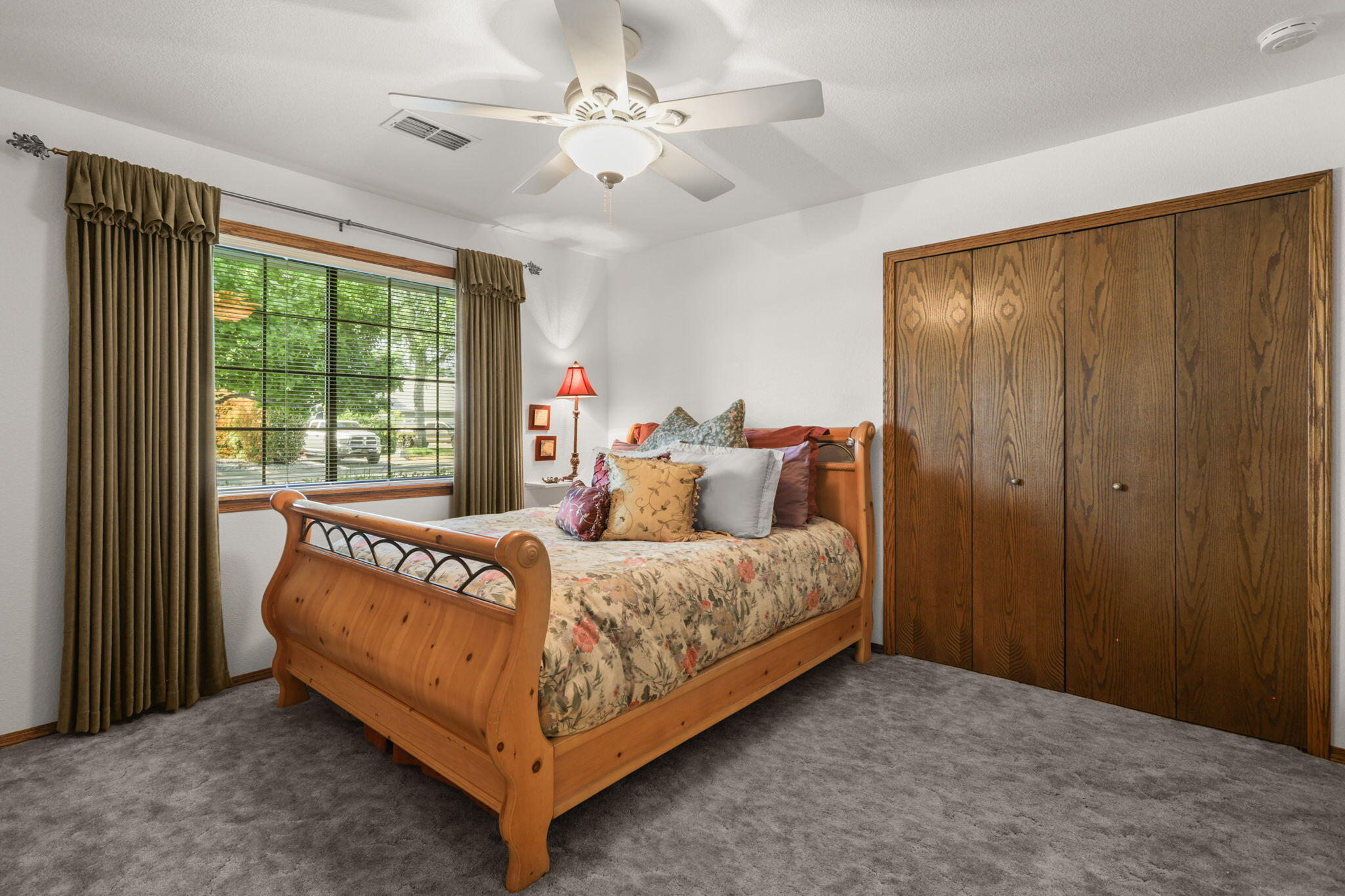 7501 Fiesta Way Redding, CA 96002 - Photo 31 of 66 58-web-or-mls-8Q0A0323