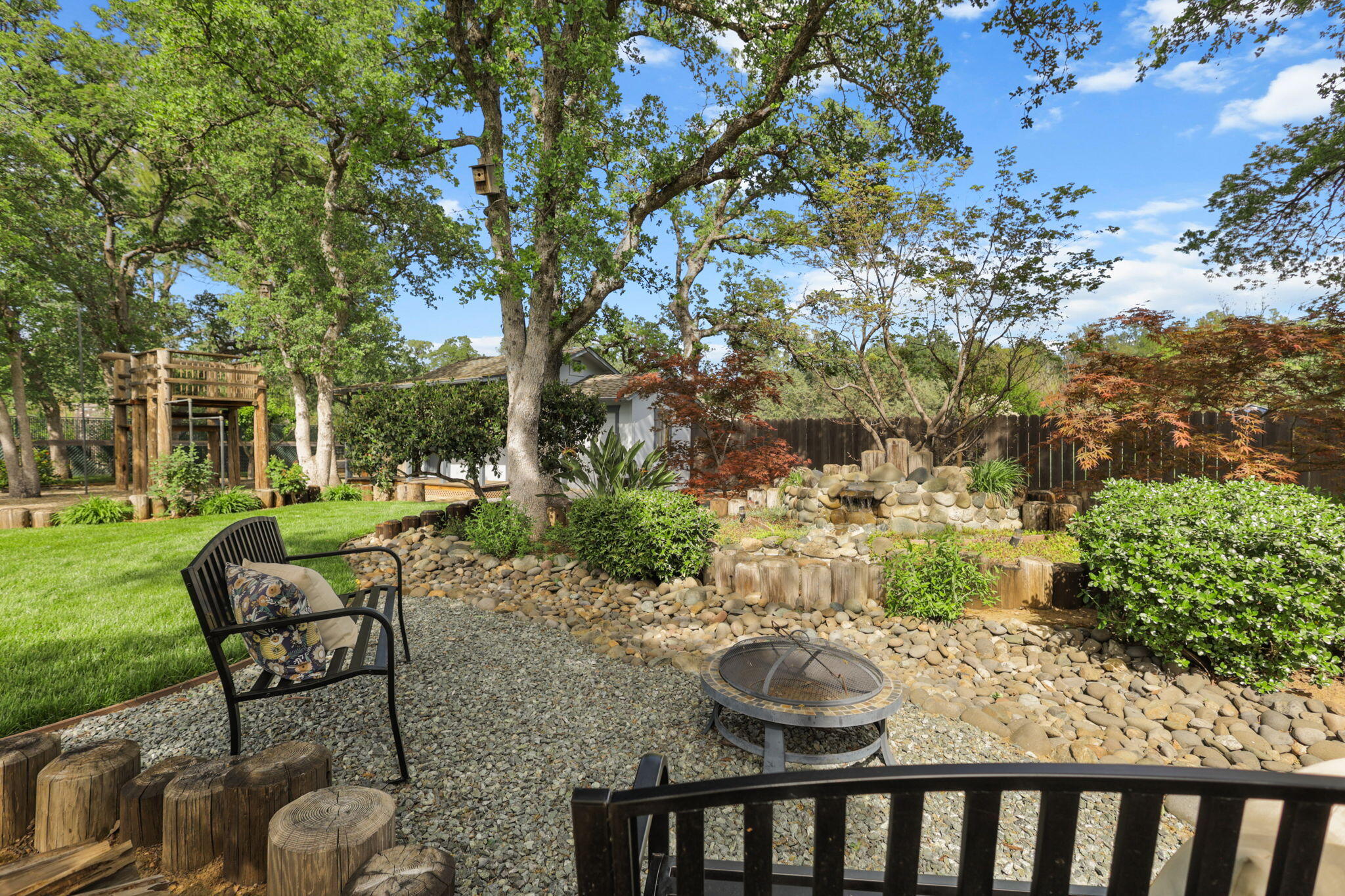 7501 Fiesta Way Redding, CA 96002 - Photo 53 of 66 87-web-or-mls-8Q0A0533