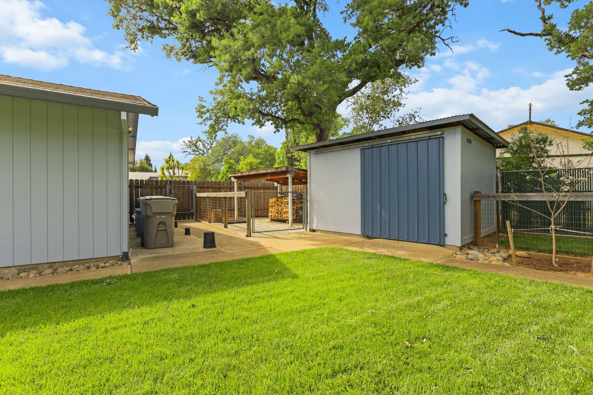 7501 Fiesta Way Redding, CA 96002 - Photo 59 of 66 73-web-or-mls-8Q0A0453