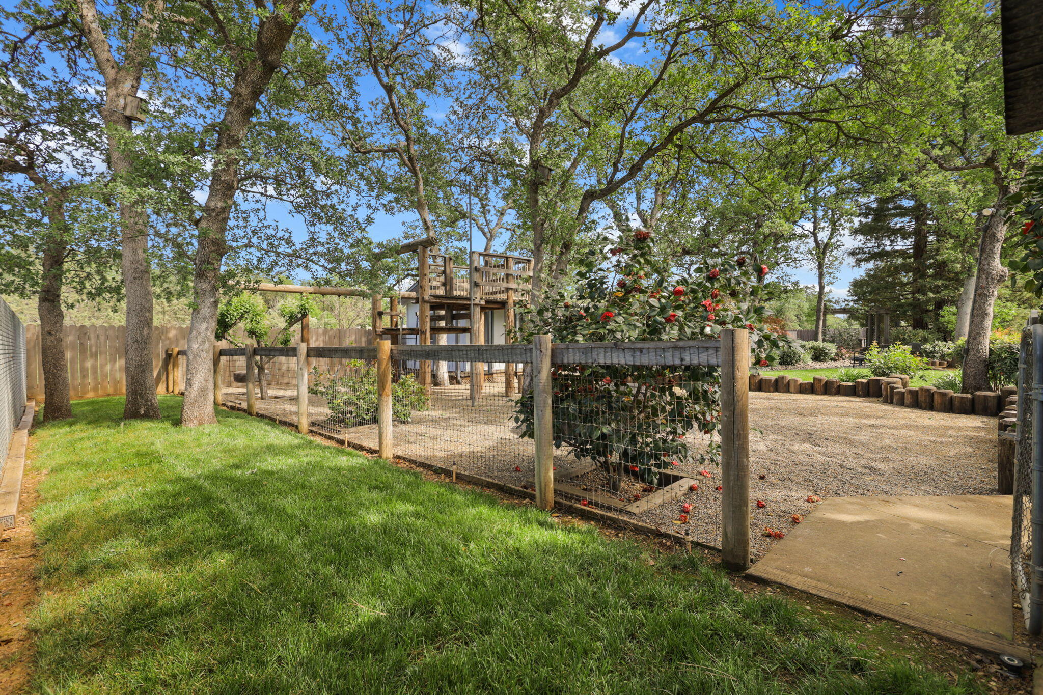 7501 Fiesta Way Redding, CA 96002 - Photo 62 of 66 81-web-or-mls-8Q0A0493