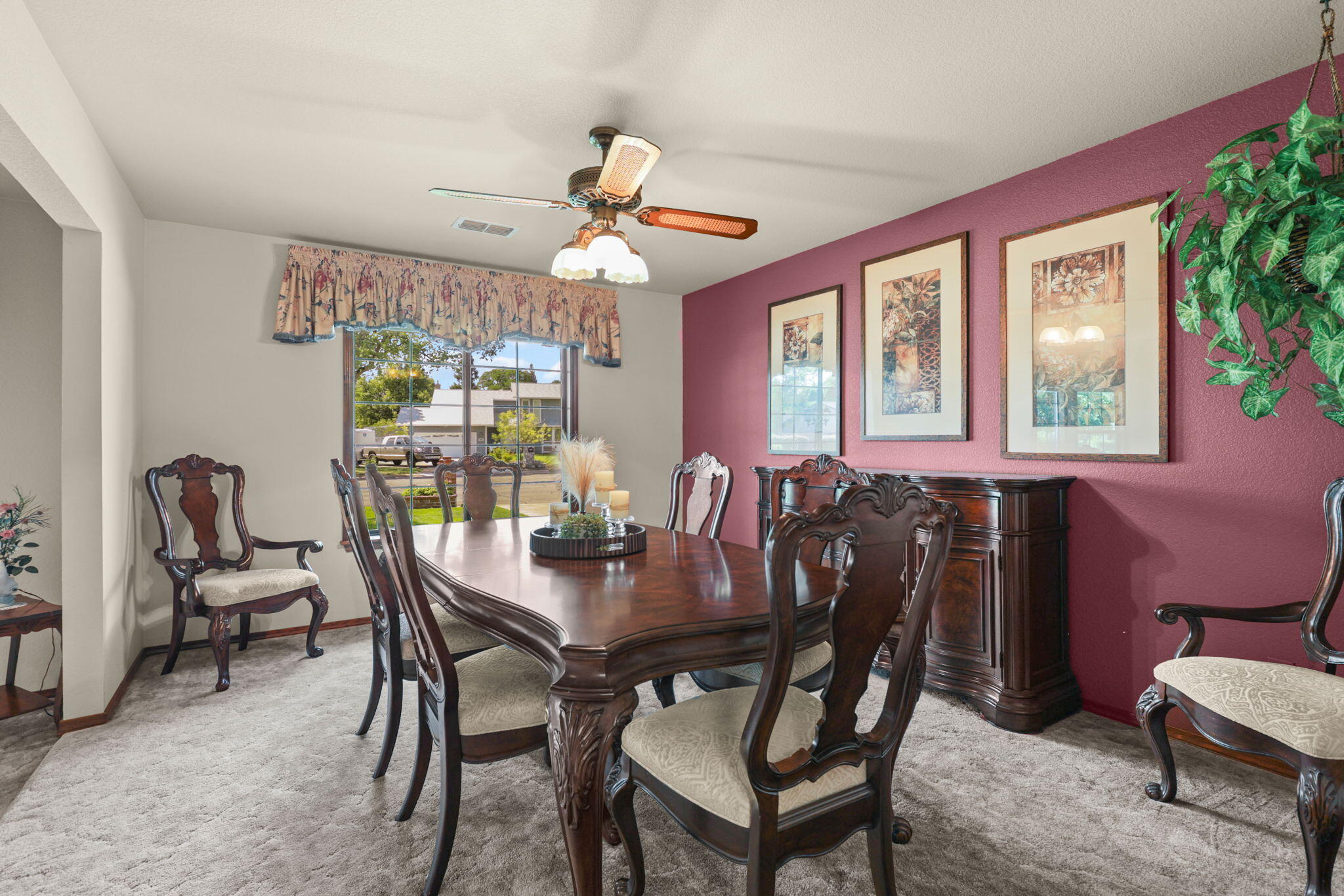 7501 Fiesta Way Redding, CA 96002 - Photo 9 of 66 38-web-or-mls-8Q0A0148 (1)