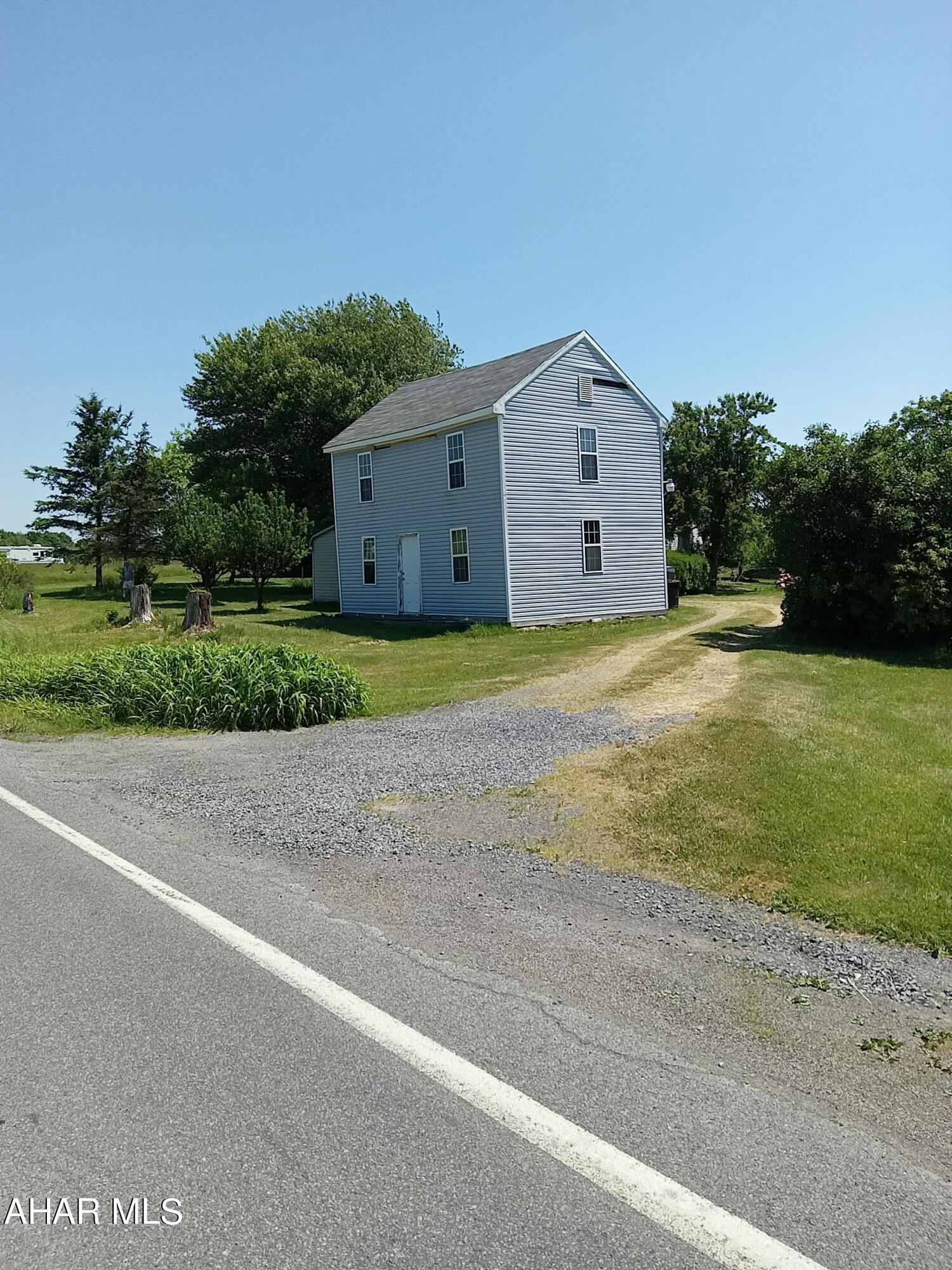 1803 Munster Road Portage, PA 15946 - Photo 12 of 37