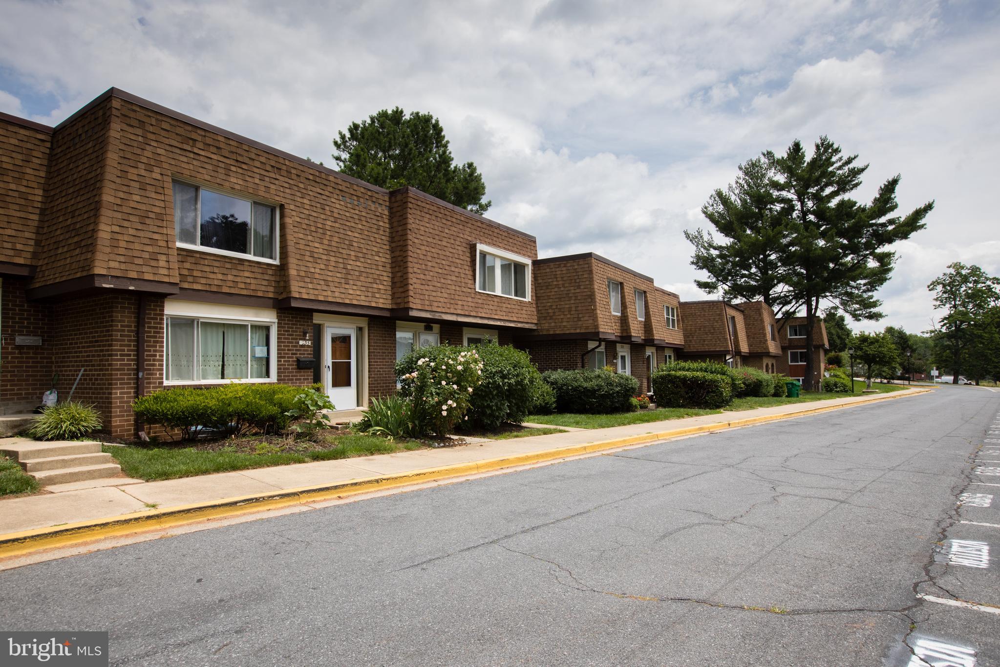 531 Summit Hall Road Gaithersburg, MD 20877 - Photo 3 of 48