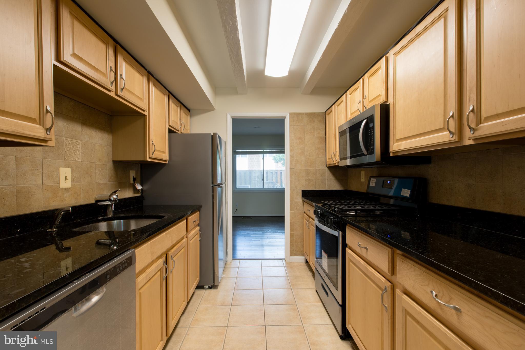 531 Summit Hall Road Gaithersburg, MD 20877 - Photo 9 of 48