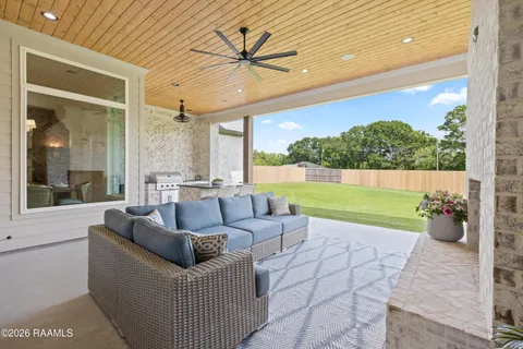 $1,015,000 | 314 Abercrombie Way, Broussard, LA 70592