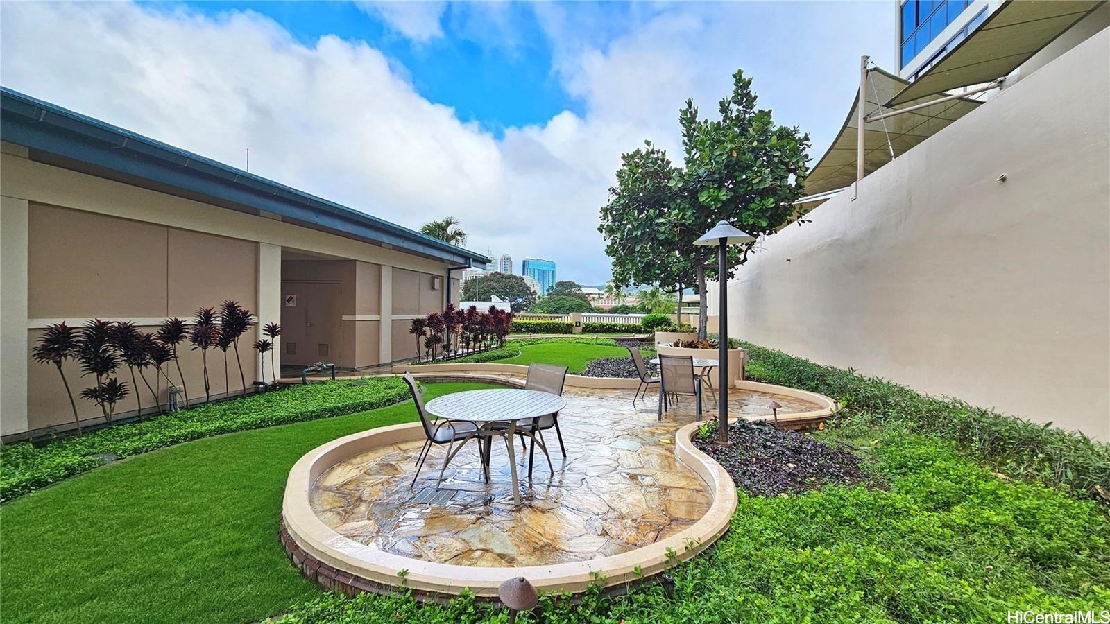 600 Queen Street, Unit 1405 Honolulu, HI 96813 - Photo 23 of 25