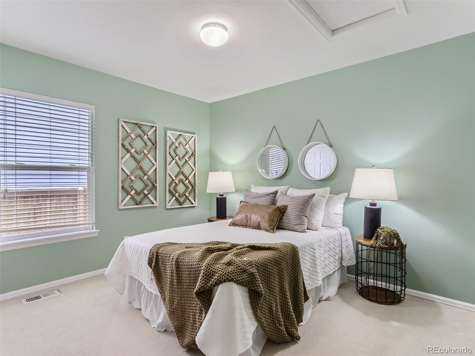 9349 Desert Willow Road Highlands Ranch, CO 80129 - Photo 5 of 23 Gallery Image 5