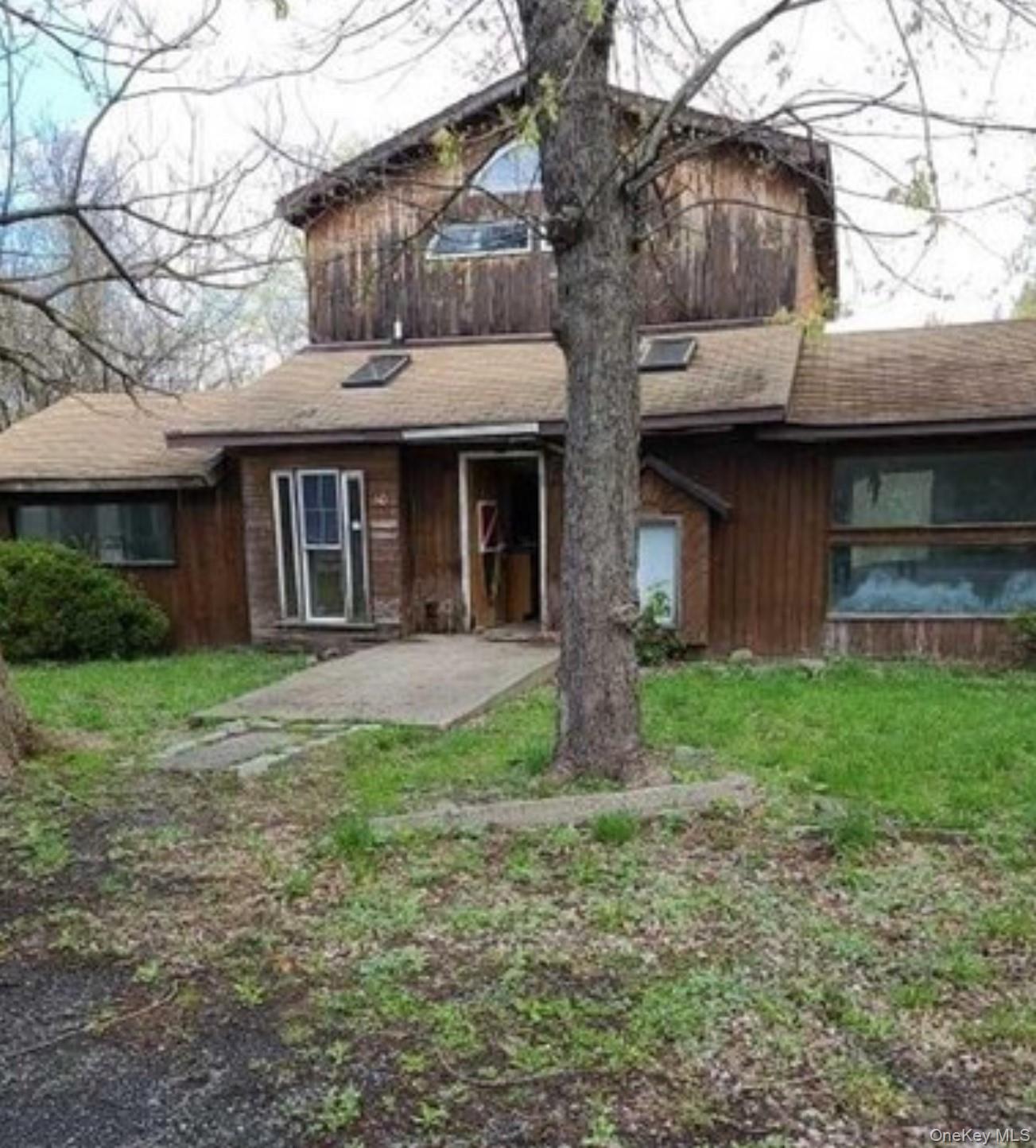 10 Fawn Road Saugerties, NY 12477 - Photo 15 of 15 a view of a brick house with a large windows