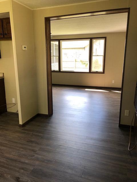 387 East Girard Road Coldwater, MI 49036 - Photo 7 of 16 387 dining