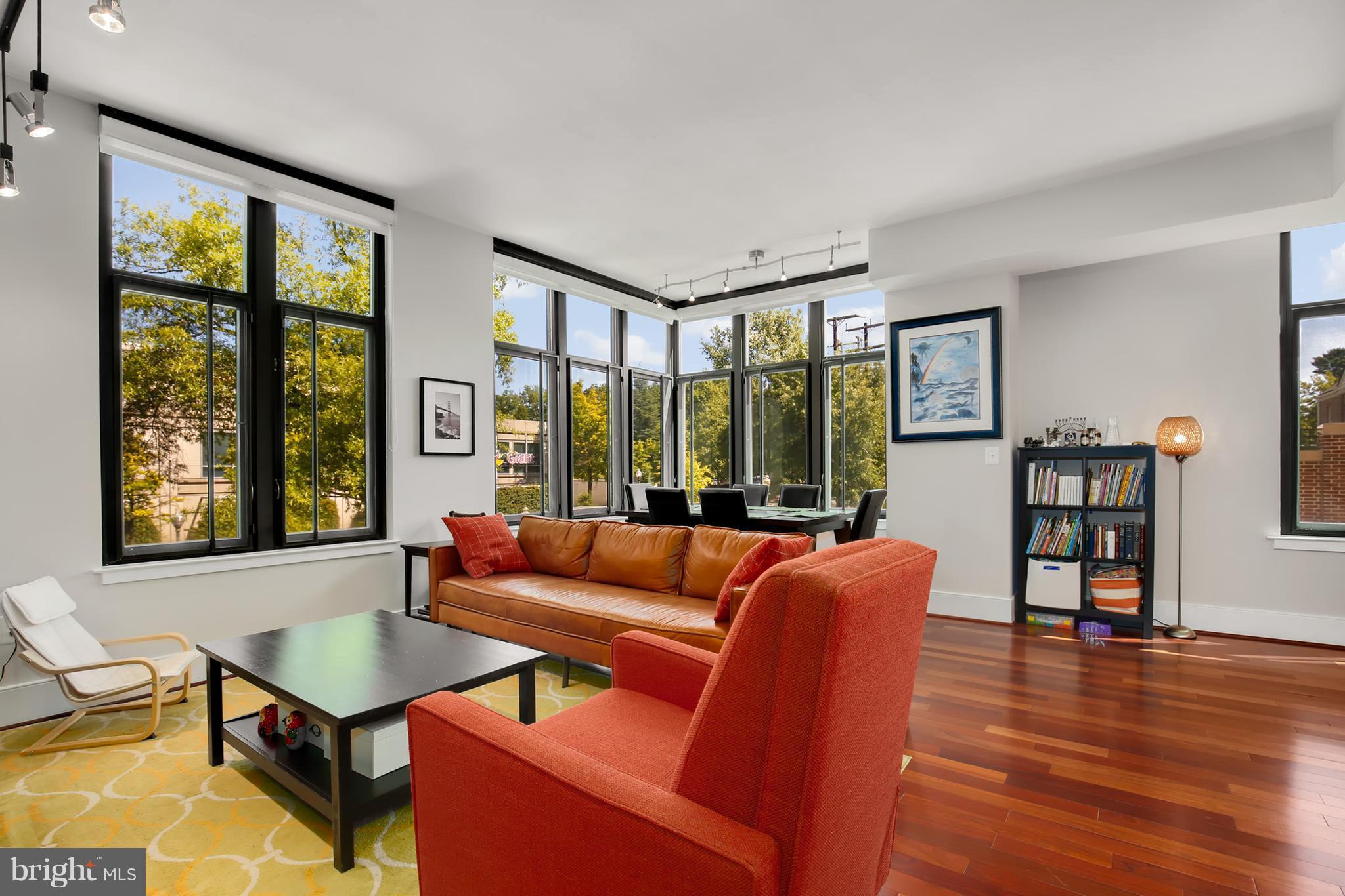 4301 Military Road Northwest, Unit 314 Washington, DC 20015 - Photo 11 of 27 Living Room