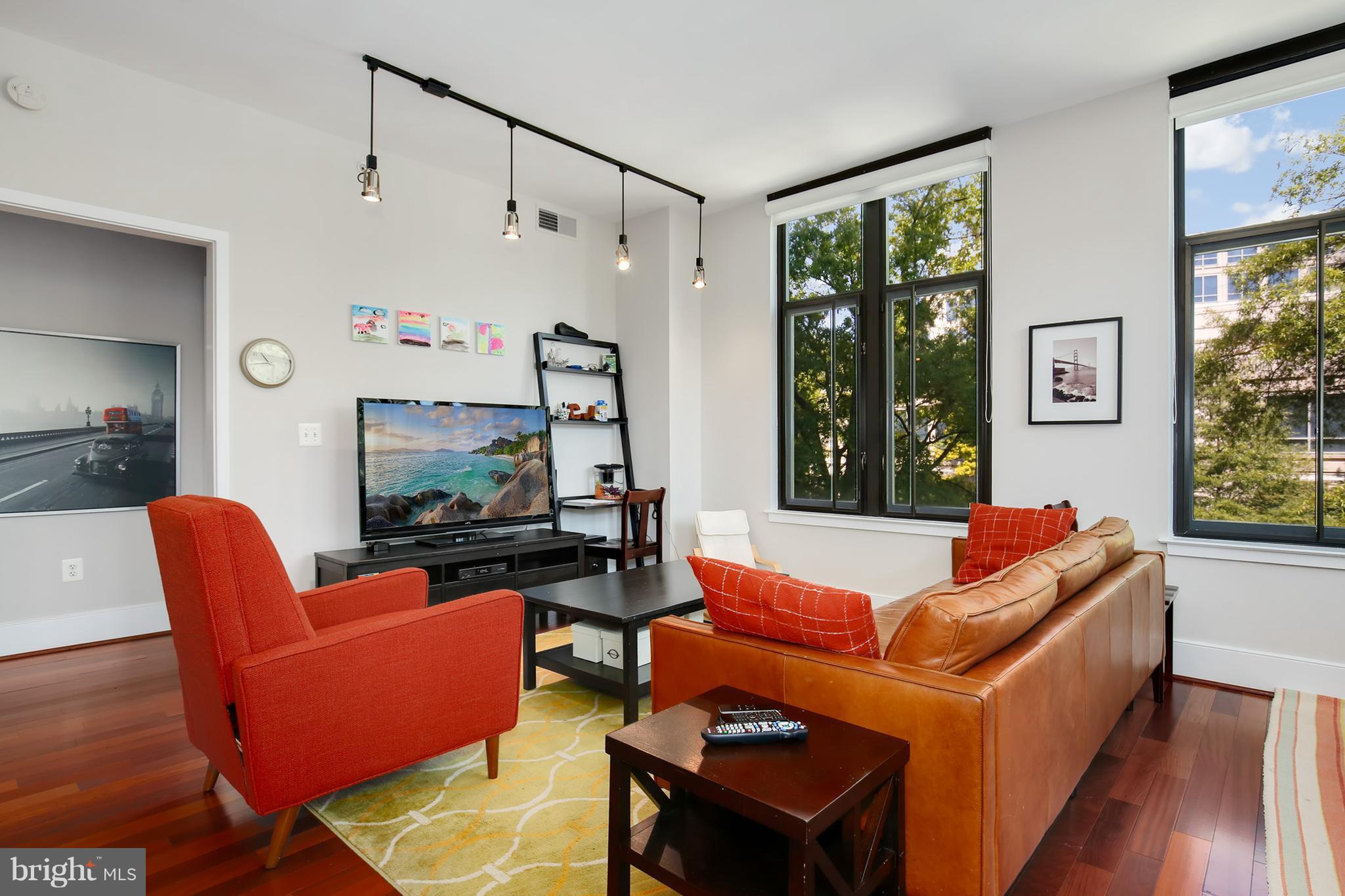 4301 Military Road Northwest, Unit 314 Washington, DC 20015 - Photo 10 of 27 Living Room