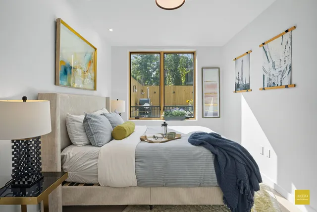 $2,249,000 | 19 North Henry Street, Unit 1B | Williamsburg