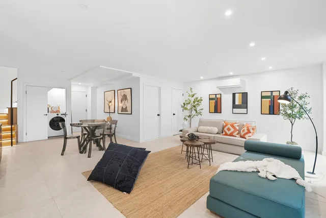 $2,249,000 | 19 North Henry Street, Unit 1B | Williamsburg