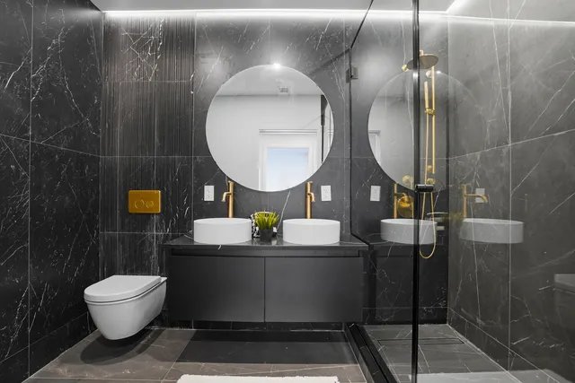 $2,249,000 | 19 North Henry Street, Unit 1B | Williamsburg