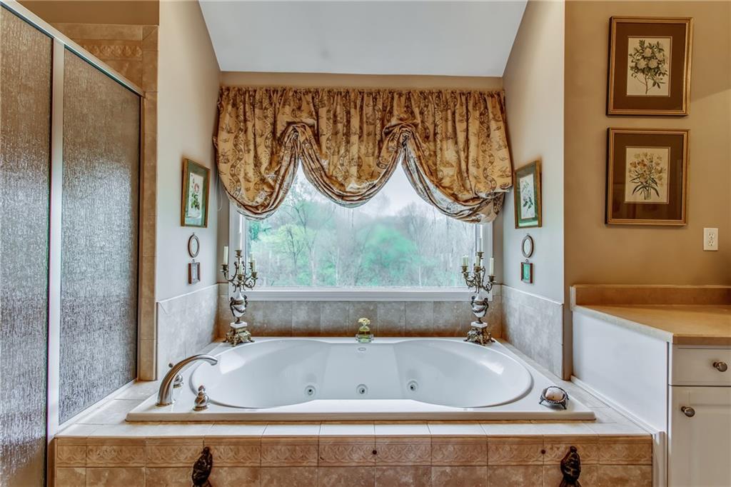 514 Farndale Road Pittsburgh, PA 15215 - Photo 13 of 25 Gallery Image 13