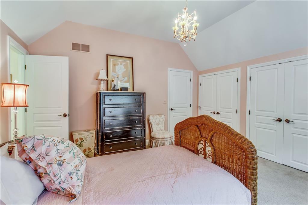 514 Farndale Road Pittsburgh, PA 15215 - Photo 18 of 25 Gallery Image 18