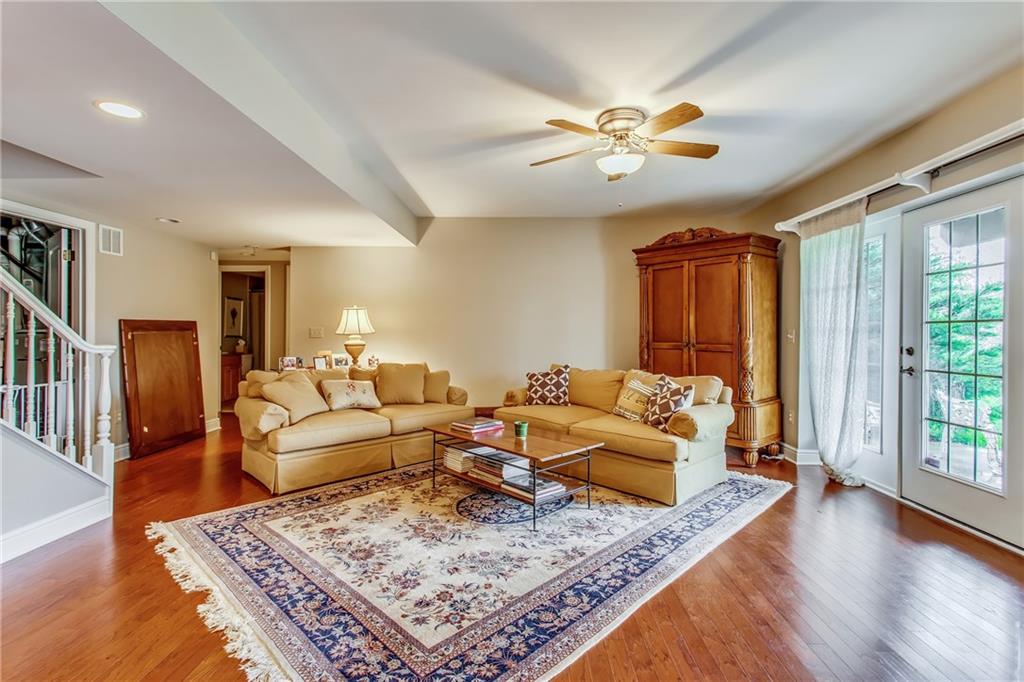 514 Farndale Road Pittsburgh, PA 15215 - Photo 22 of 25 Gallery Image 22