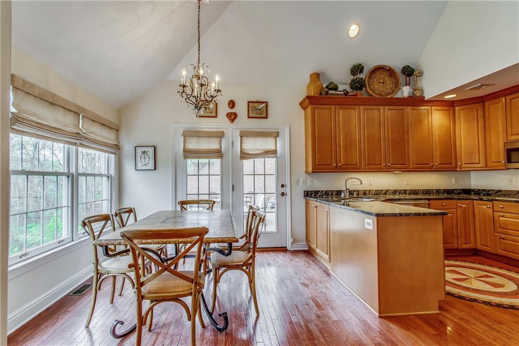 514 Farndale Road Pittsburgh, PA 15215 - Photo 5 of 25 Gallery Image 5