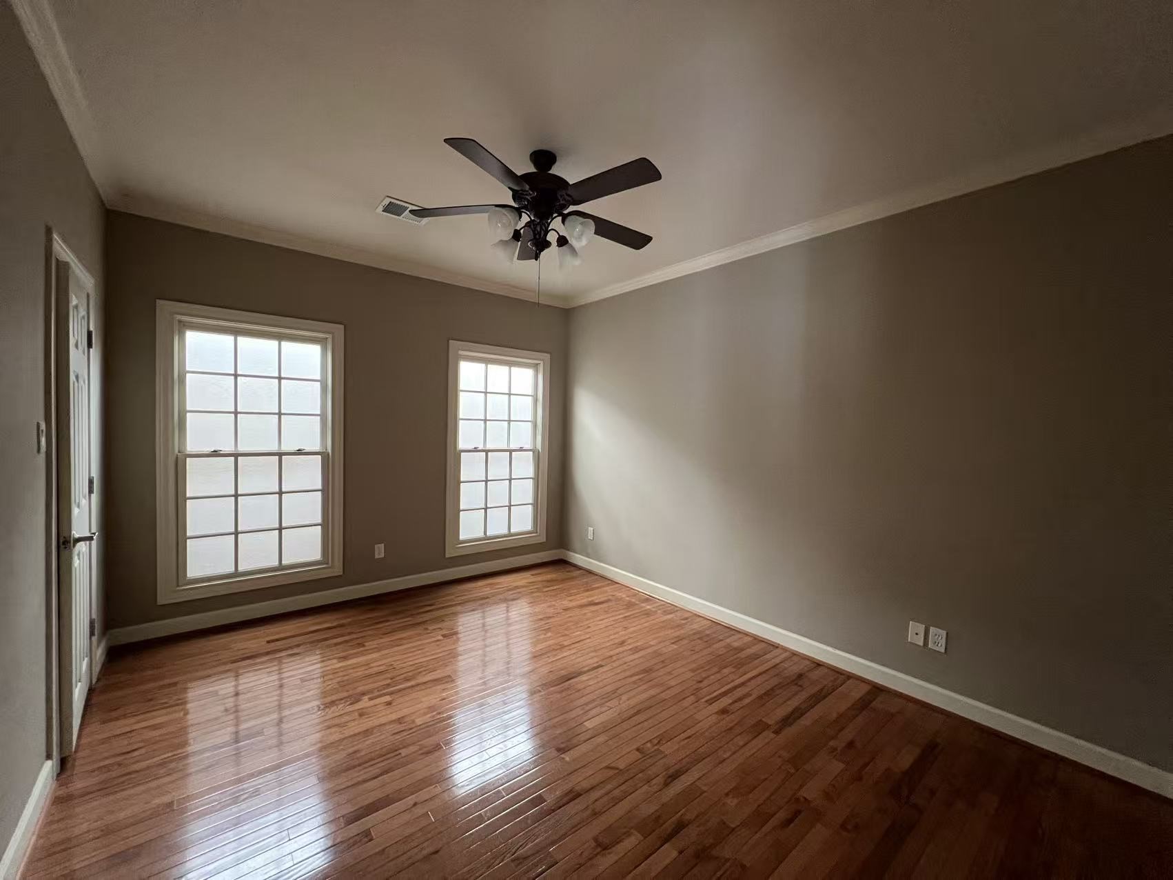 5511 Val Verde Street Houston, TX 77056 - Photo 13 of 16