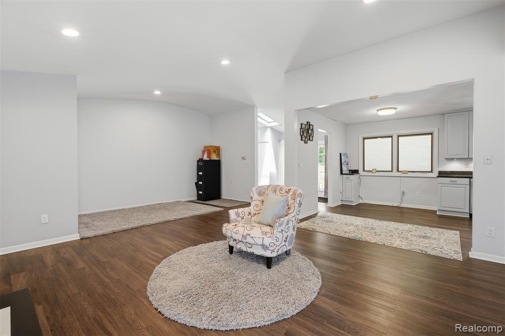 30715 North Greenbriar Road Franklin, MI 48025 - Photo 13 of 43