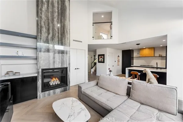 $1,299,500 | 45 Morena, Irvine, CA 92612